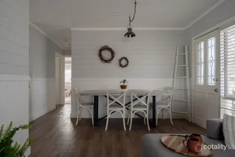 Property photo of 33 Victoria Street Howlong NSW 2643