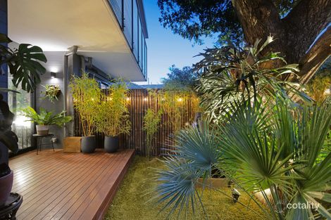 Property photo of 2/92 Mimosa Road Carnegie VIC 3163