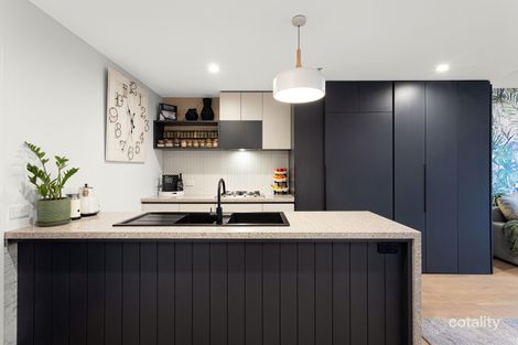 Property photo of 2/92 Mimosa Road Carnegie VIC 3163