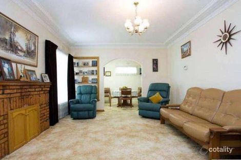 Property photo of 4 Hennessy Street Chadstone VIC 3148