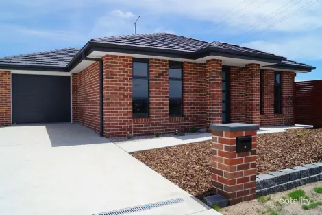 1/213 Mainwaring St, Beauty Point, TAS 7270