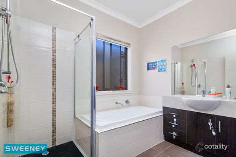 Property photo of 41 Starling Avenue Tarneit VIC 3029