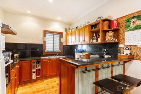 Property photo of 8 Irving Street Newport VIC 3015