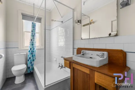 Property photo of 148 St Aidans Road Kennington VIC 3550