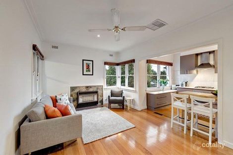 Property photo of 2 Janda Court Box Hill North VIC 3129