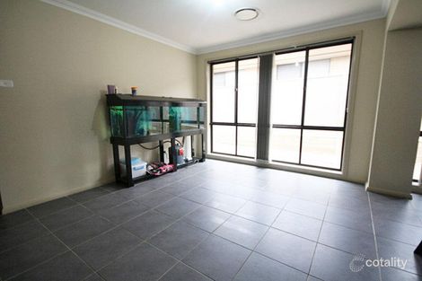 Property photo of 10 Montazah Street Spring Farm NSW 2570