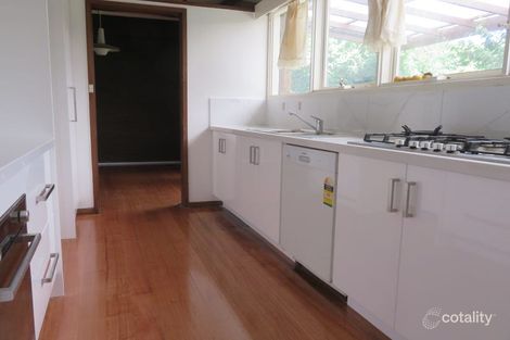 Property photo of 5 Robin Grove Mount Waverley VIC 3149