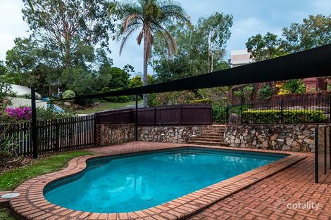 Property photo of 4 Saint Andrews Place Indooroopilly QLD 4068