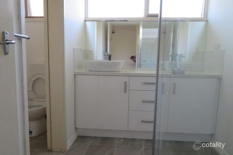 Property photo of 5 Robin Grove Mount Waverley VIC 3149