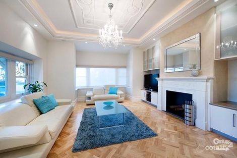 Property photo of 2/19-21 Ormond Esplanade Elwood VIC 3184