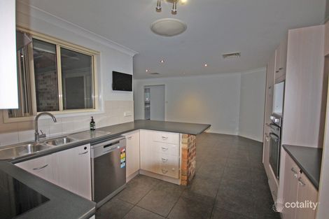 Property photo of 22 Richards Avenue Singleton Heights NSW 2330