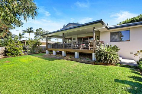 17 Barnstaple St, Torquay, QLD 4655