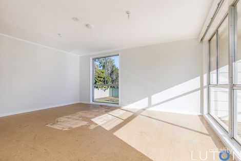 Property photo of 7 Pinterry Place Giralang ACT 2617