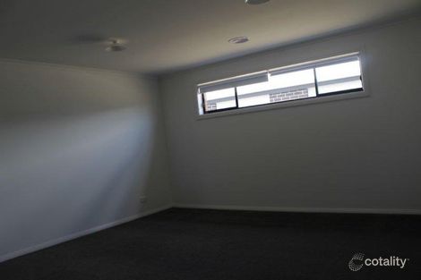 Property photo of 16 Cornflower Street Pakenham VIC 3810