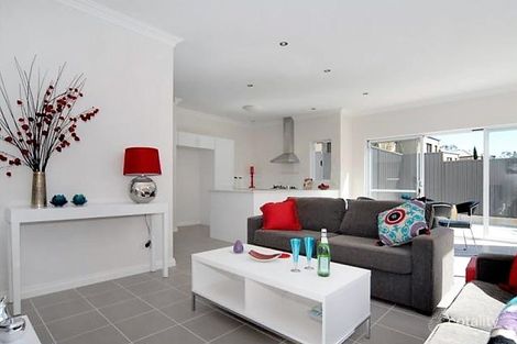 Property photo of 7/2 Knave Lane Innaloo WA 6018