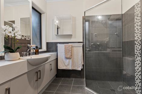 Property photo of 5 Sunrise Drive Woodcroft SA 5162