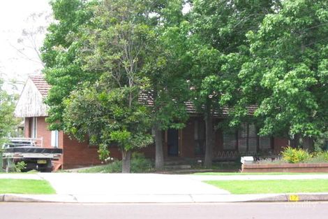 17 Howe St, Westmead, NSW 2145