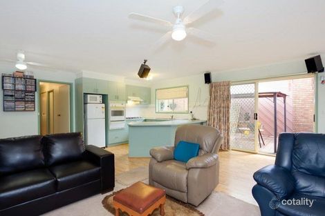 Property photo of 2 Crystal Close Whittlesea VIC 3757