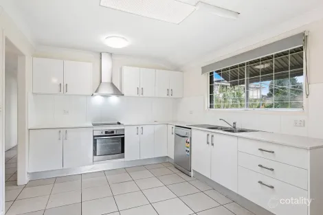 Property photo of 414 Mains Road Macgregor QLD 4109