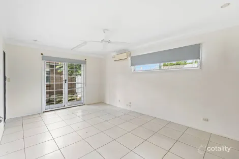 Property photo of 414 Mains Road Macgregor QLD 4109