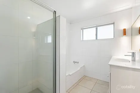 Property photo of 414 Mains Road Macgregor QLD 4109