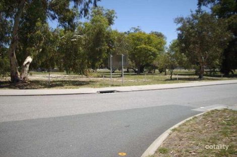 Property photo of 61 Kanowna Avenue East Redcliffe WA 6104