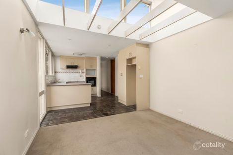 Property photo of 17 Caithness Crescent Glen Waverley VIC 3150