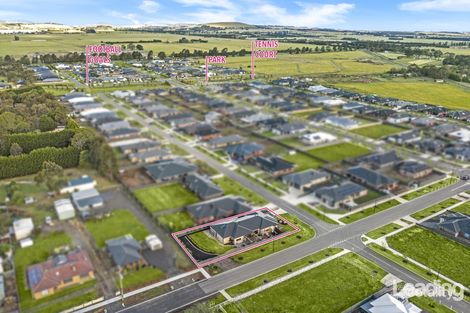 Property photo of 21 Casuarina Drive Romsey VIC 3434