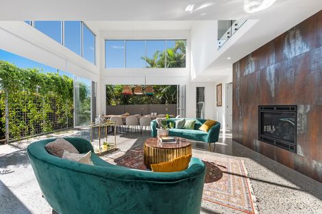 Property photo of 17 Newstead Street Burleigh Waters QLD 4220