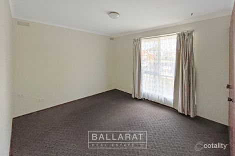 Property photo of 1/2 Roger Court Wendouree VIC 3355