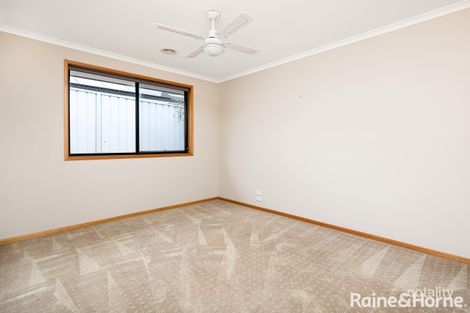Property photo of 7 Brownlow Drive Bourkelands NSW 2650