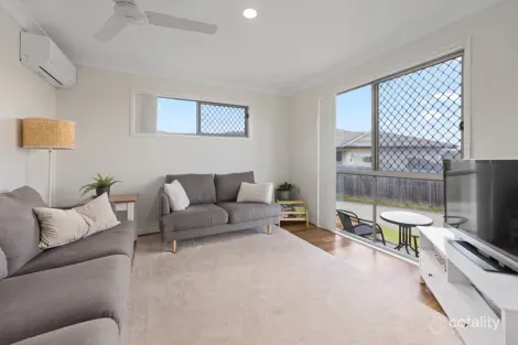 Property photo of 41 Settlers Rise Woolmar QLD 4515
