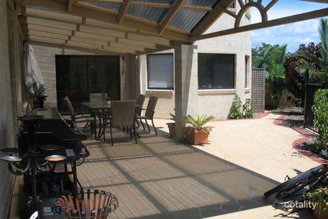 Property photo of 8 Breakwater Road Robina QLD 4226