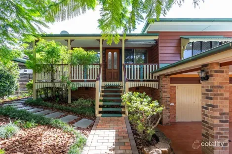Property photo of 8 Rockton Street Newtown QLD 4305