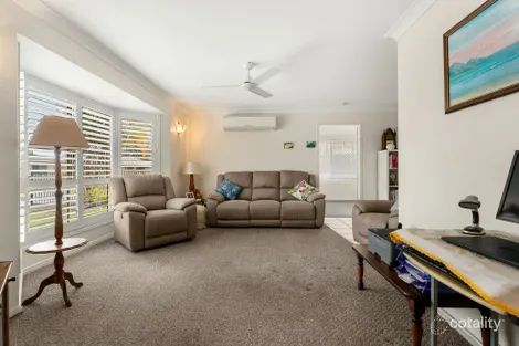 Property photo of 27 Thornbill Drive Eli Waters QLD 4655