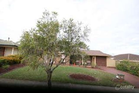 8 Lighthouse Dr, Hallett Cove, SA 5158