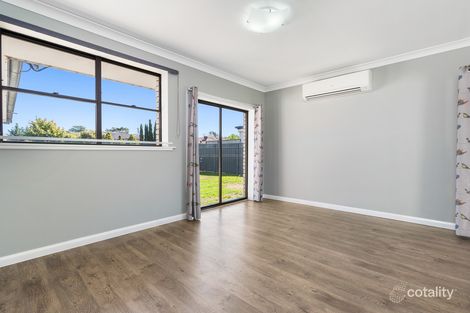 Property photo of 2 Yaldara Crescent Cowra NSW 2794