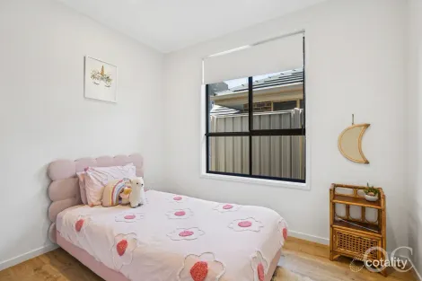 Property photo of 7 Pitcher Place Woodcroft SA 5162