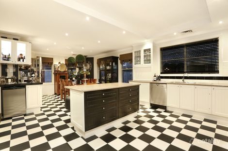 Property photo of 11 Fritzlaff Court Berwick VIC 3806
