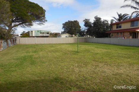 Property photo of 25 Reddall Parade Lake Illawarra NSW 2528