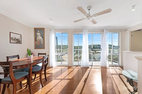 Property photo of 33 Undercliff Road Freshwater NSW 2096