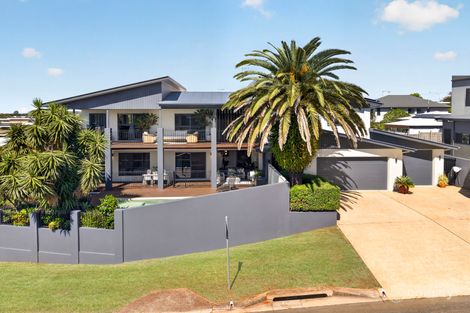 3 Keirnan St, Redland Bay, QLD 4165