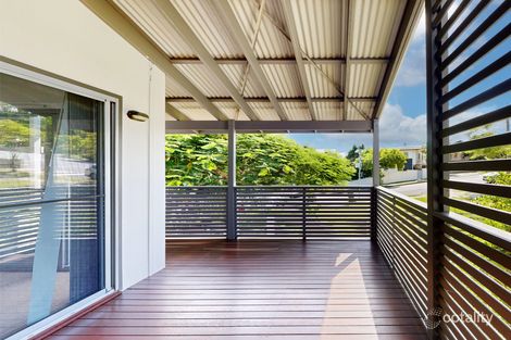 Property photo of 4/82 Clarence Road Indooroopilly QLD 4068