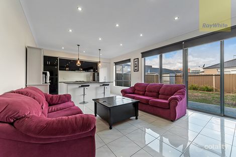 Property photo of 29 Grattan Cove Craigieburn VIC 3064