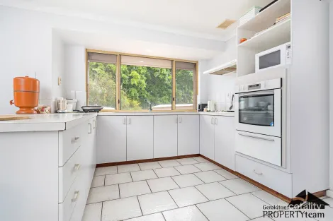 Property photo of 6 Kononen Place Beresford WA 6530