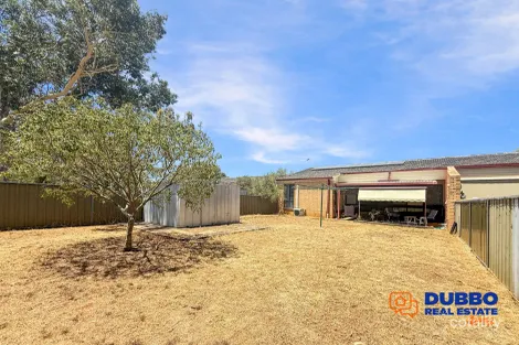 Property photo of 4/10 Sturt Circle Dubbo NSW 2830