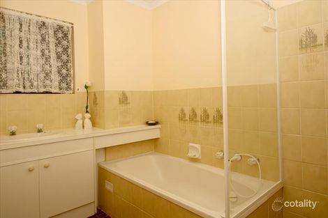 Property photo of 2 Maralyn Court Aberfoyle Park SA 5159