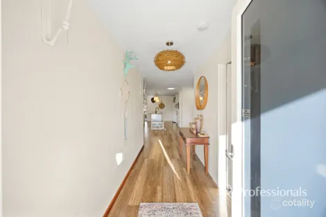 Property photo of 10 Ashberg Link Dalyellup WA 6230