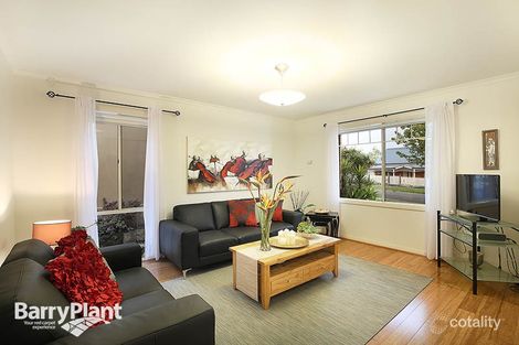 Property photo of 3 Bromley Close Chirnside Park VIC 3116