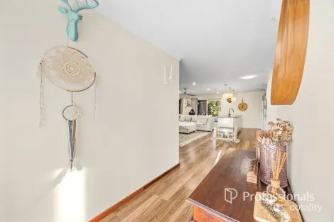 Property photo of 10 Ashberg Link Dalyellup WA 6230